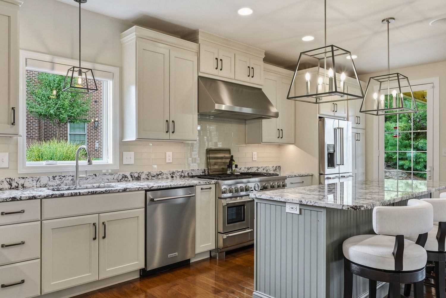 112 Hardwood DRIVE