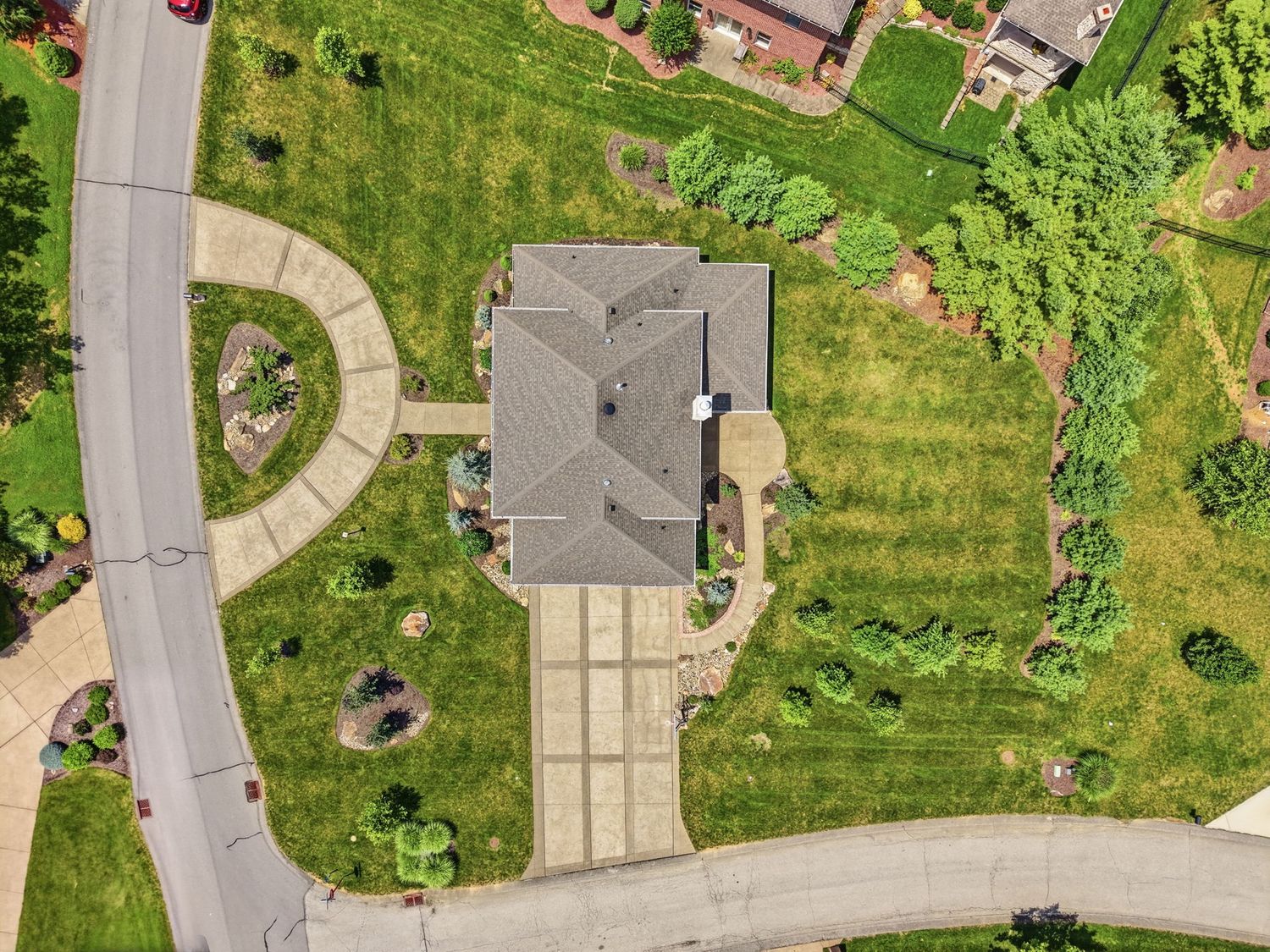 112 Hardwood DRIVE