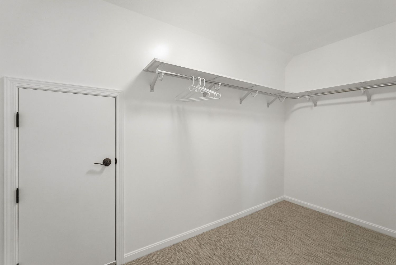 112 Hardwood DRIVE