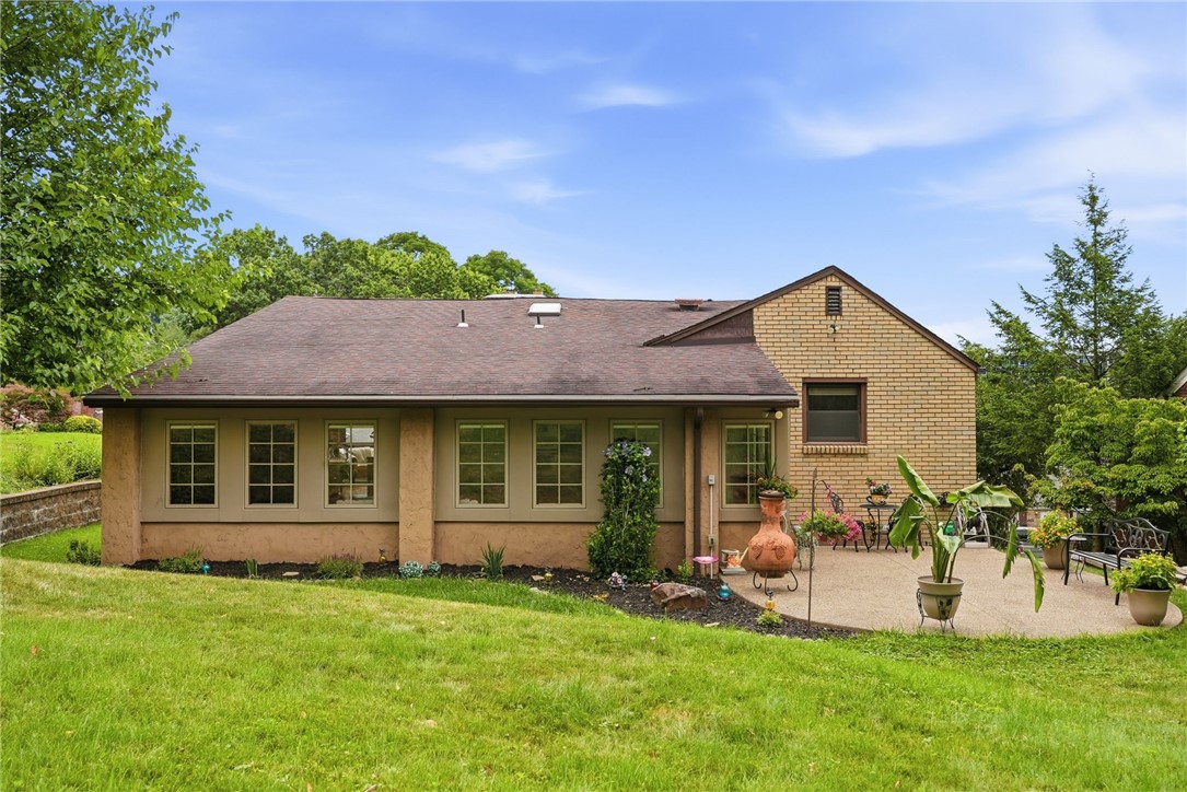 4618 Clubvue Drive