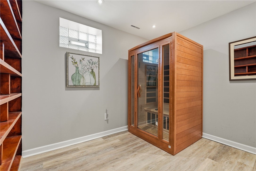 4618 Clubvue Drive