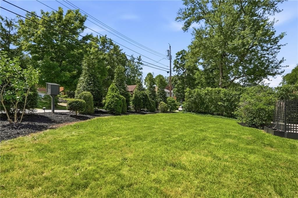 824 Foxland Drive