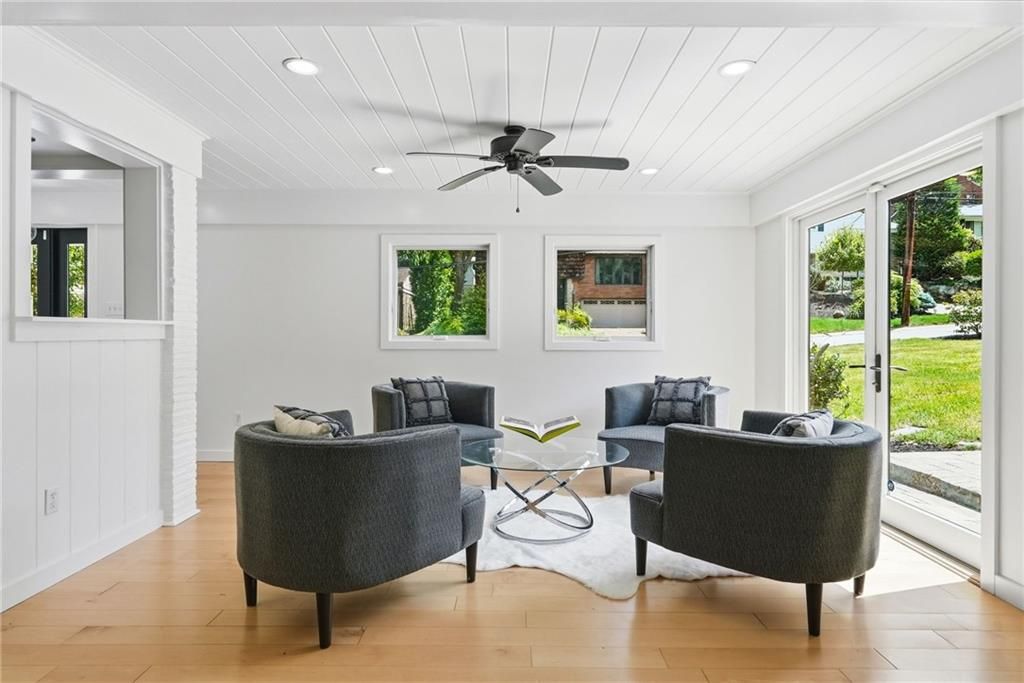 824 Foxland Drive