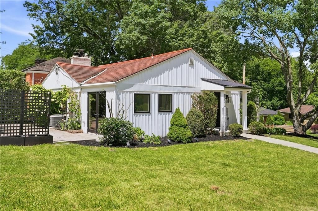 824 Foxland Drive