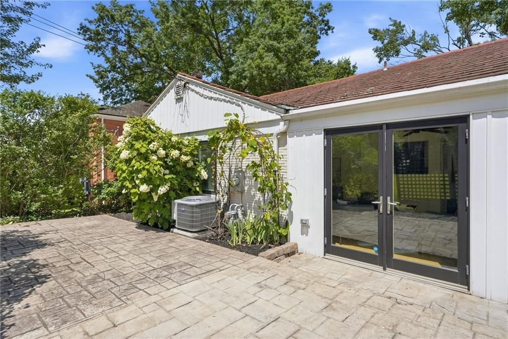 824 Foxland Drive