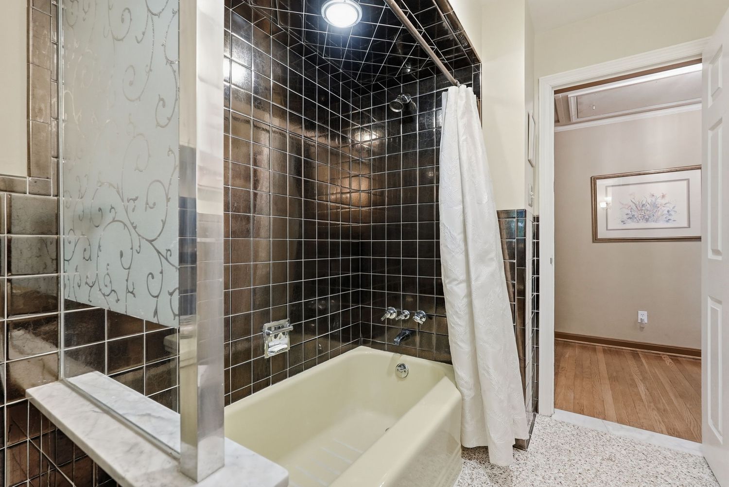 1067 Summer Place
