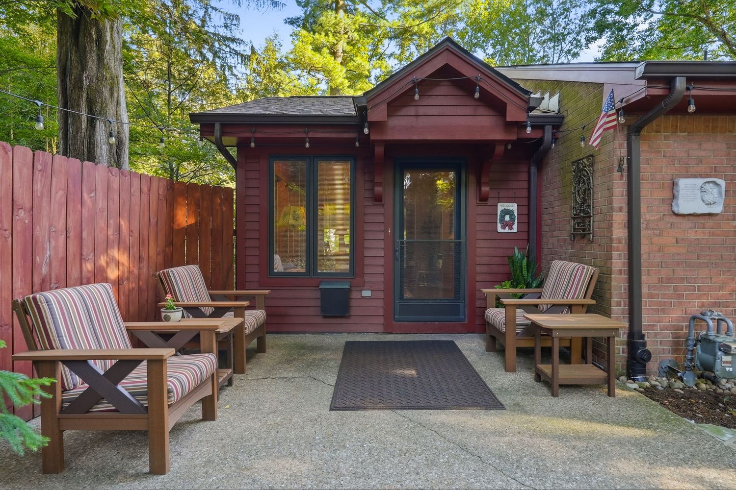 1067 Summer Place