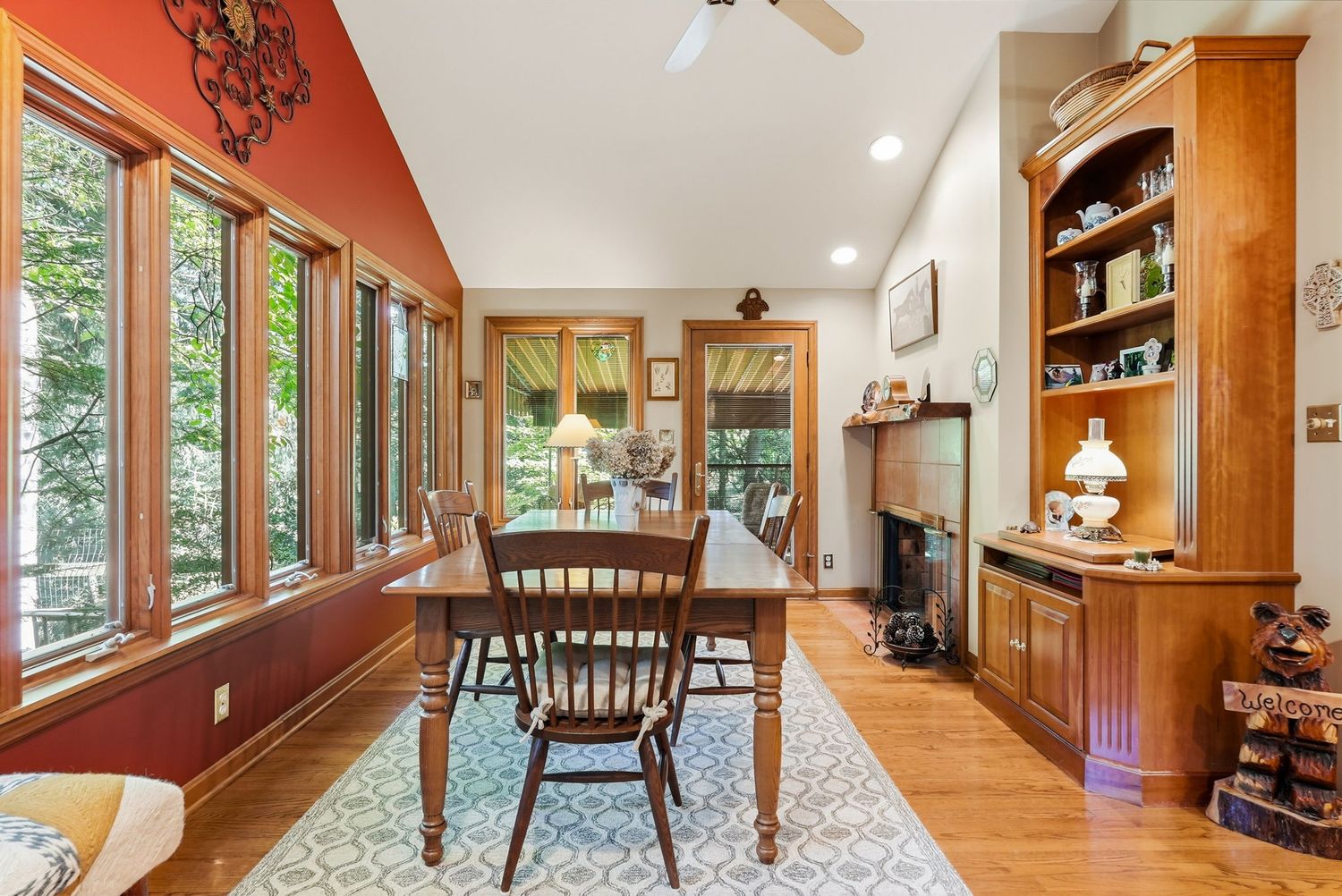 1067 Summer Place