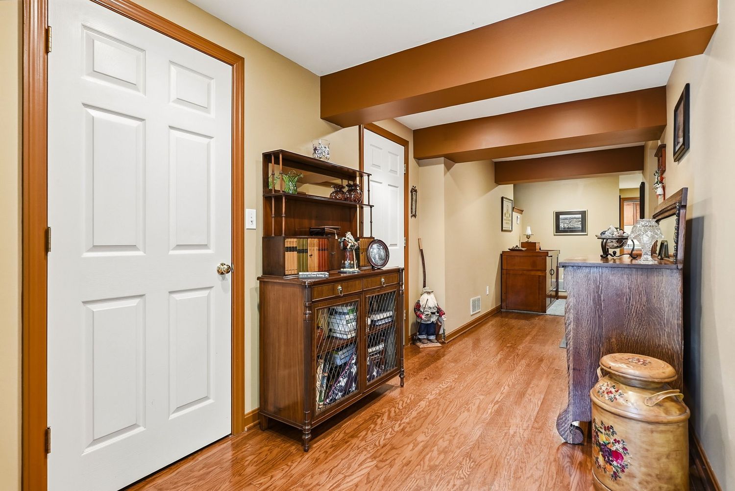 1067 Summer Place