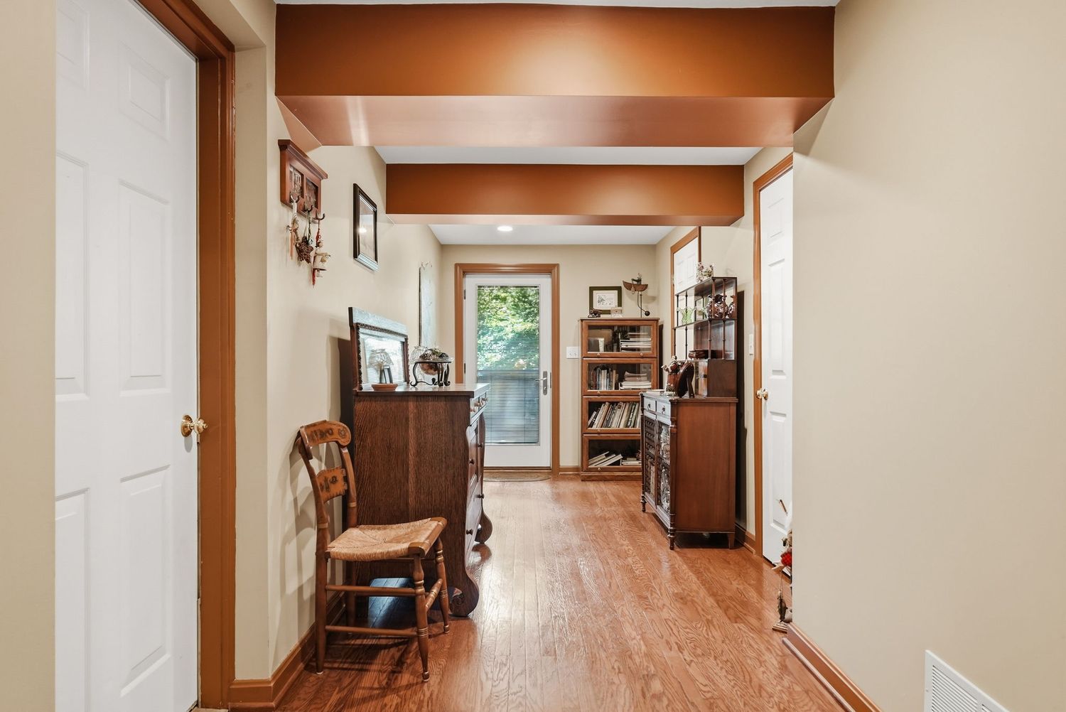 1067 Summer Place