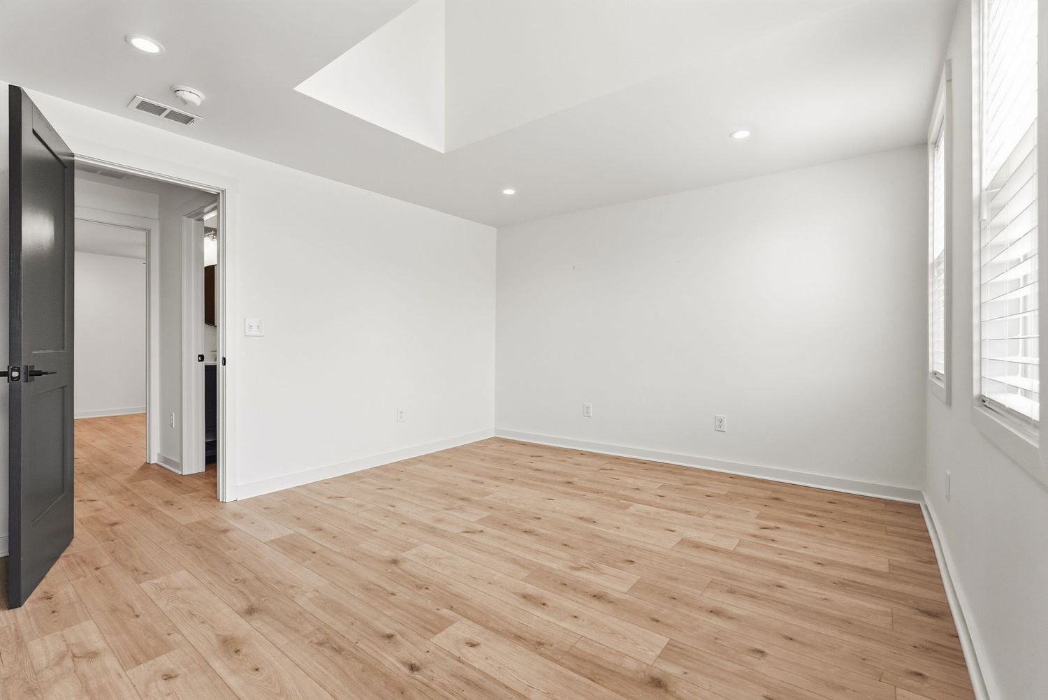 313 44th Street