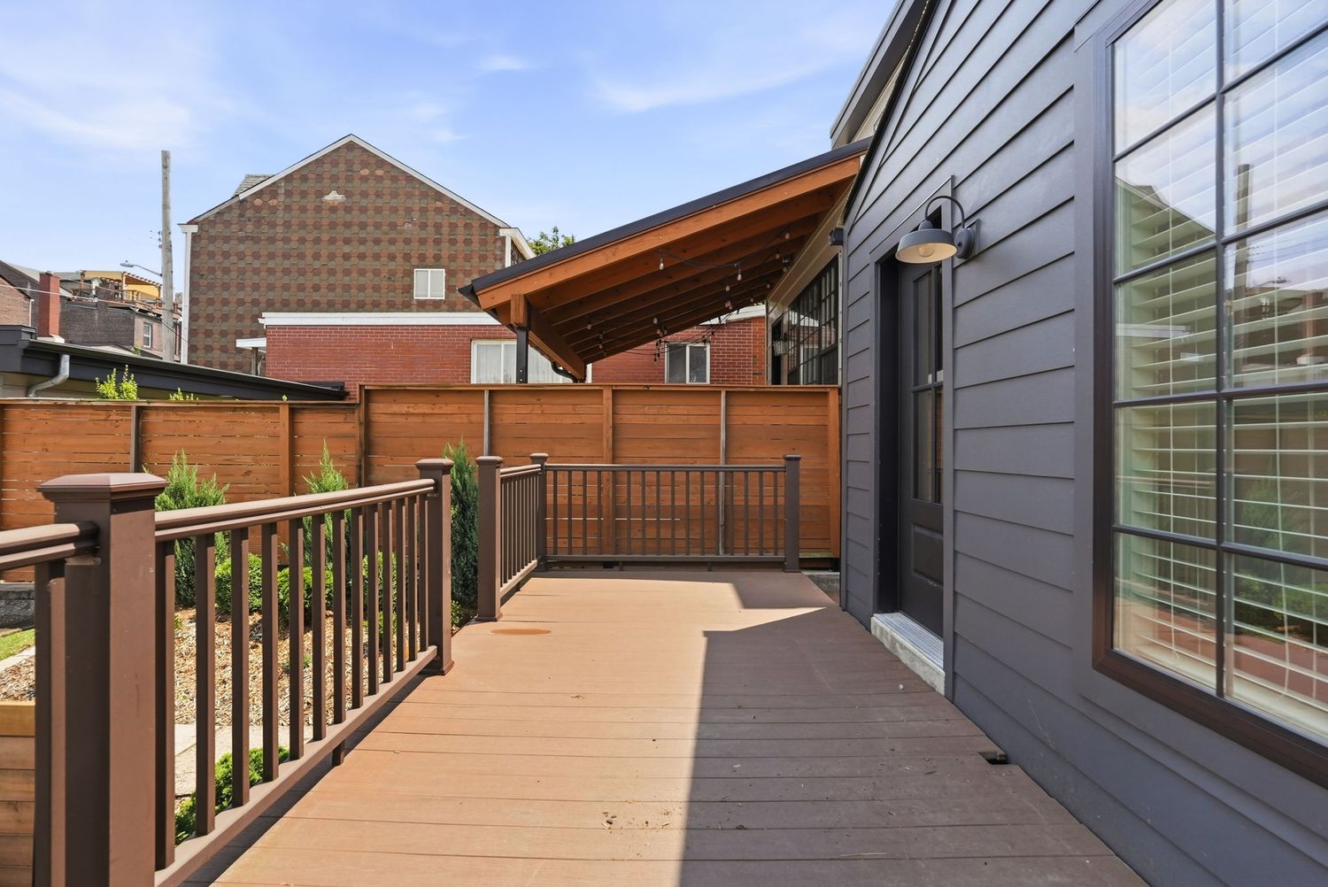 313 44th Street