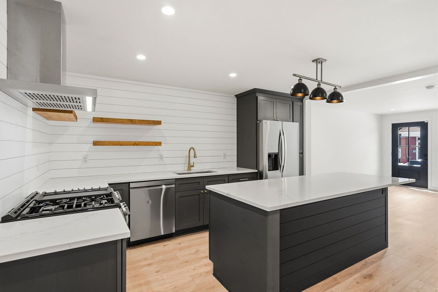 313 44th Street