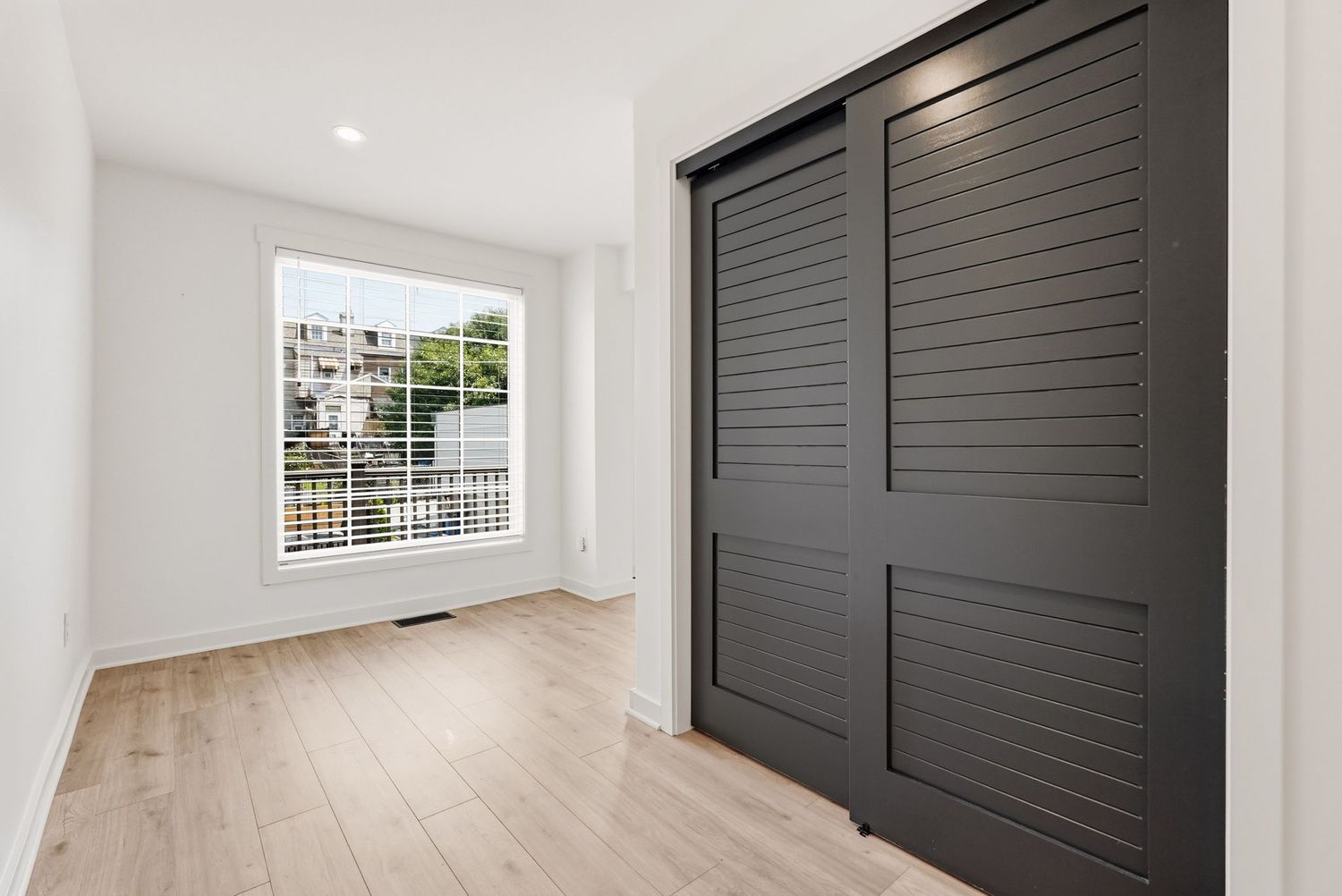 313 44th Street