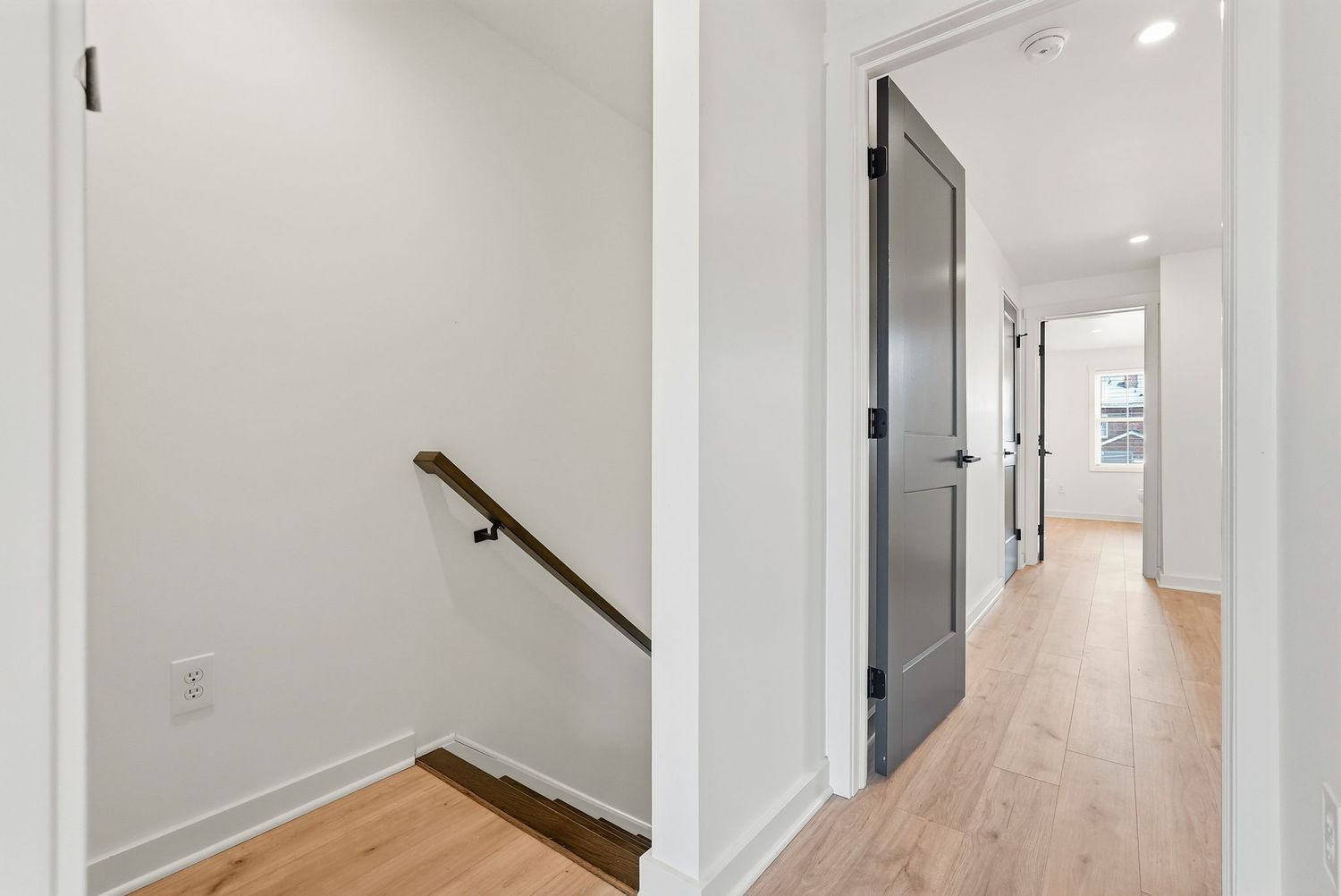 313 44th Street