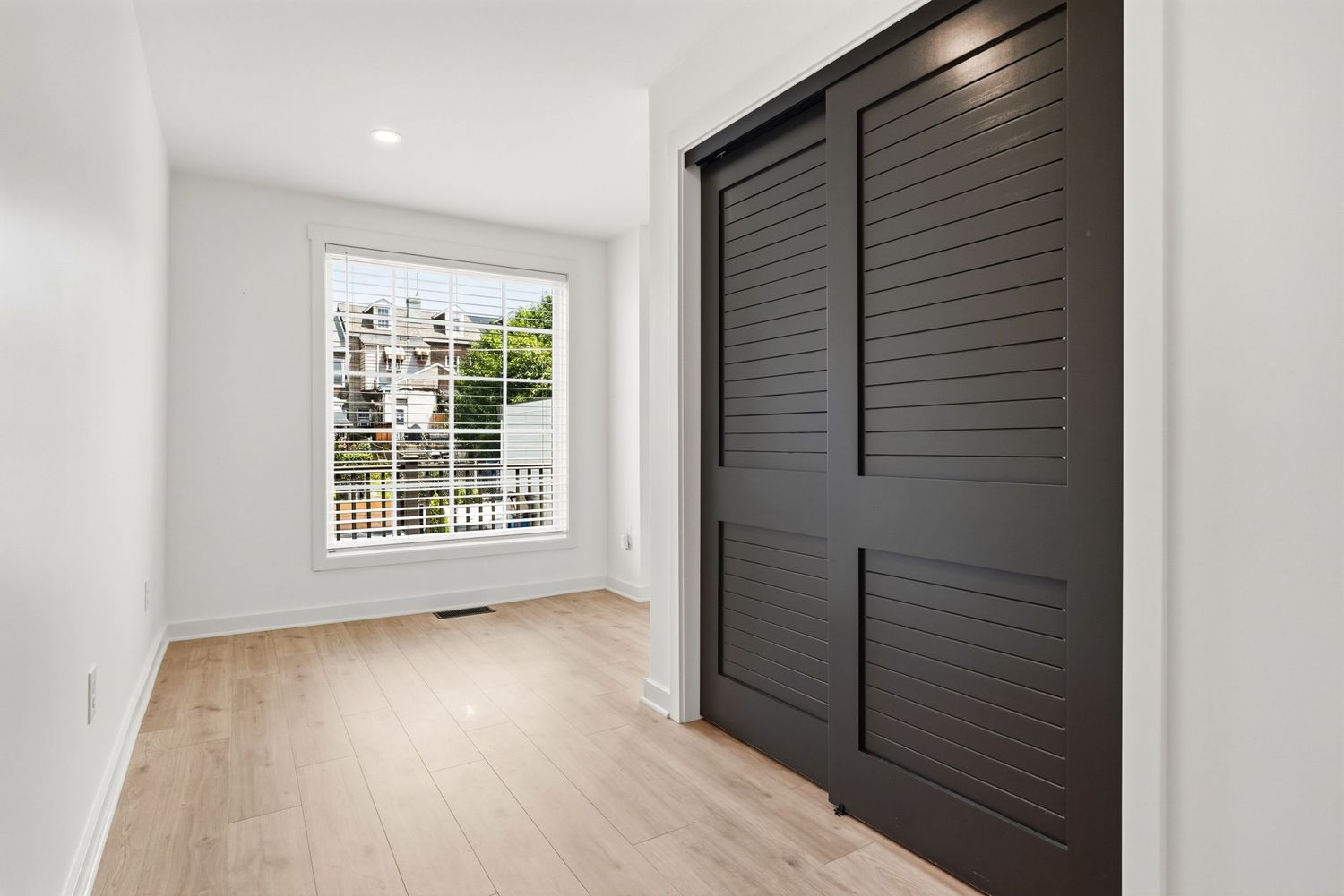 313 44th Street