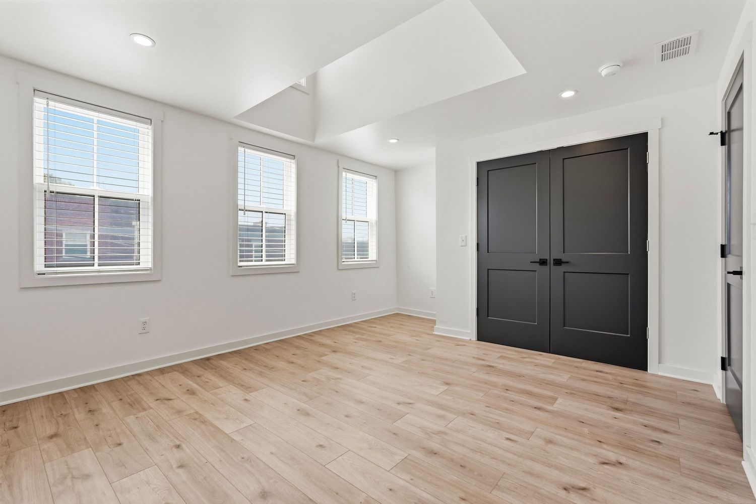 313 44th Street
