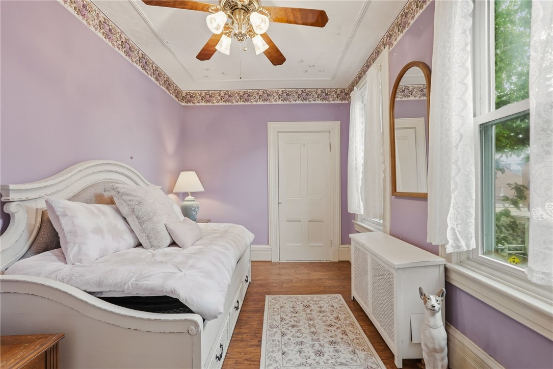 2315 Sarah Street