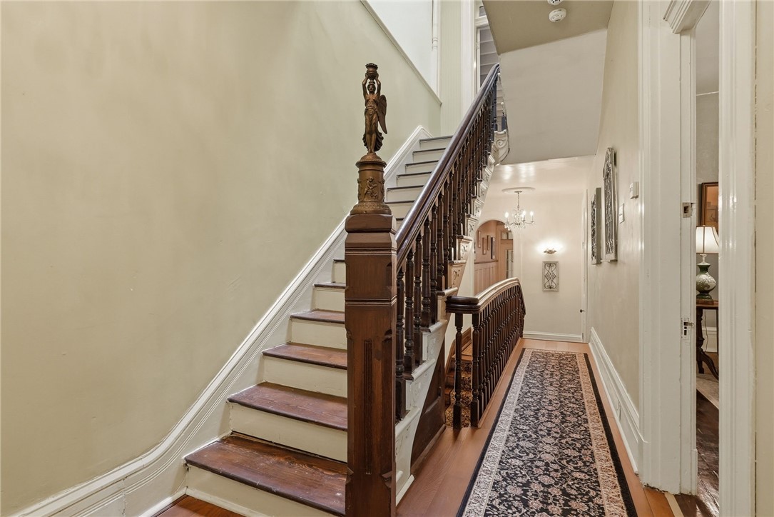 2315 Sarah Street