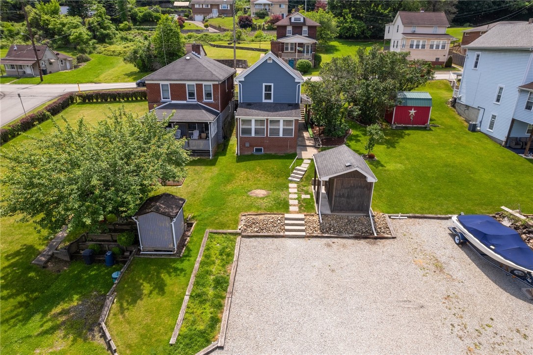 205 Lloyd Ave