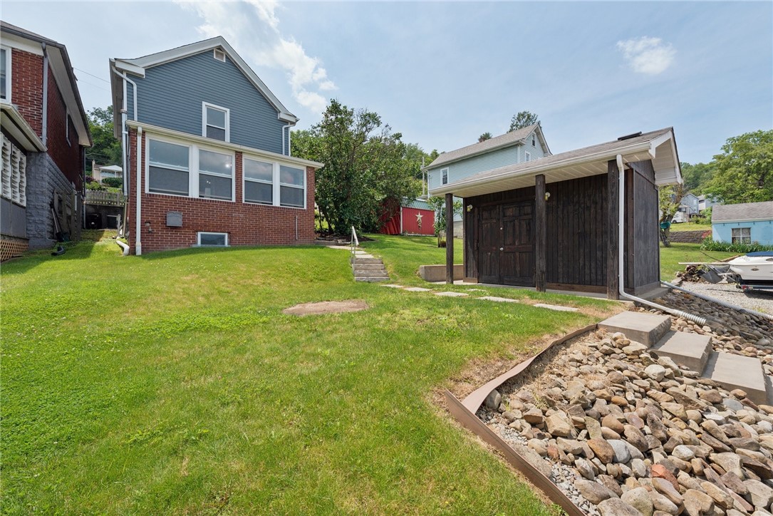 205 Lloyd Ave