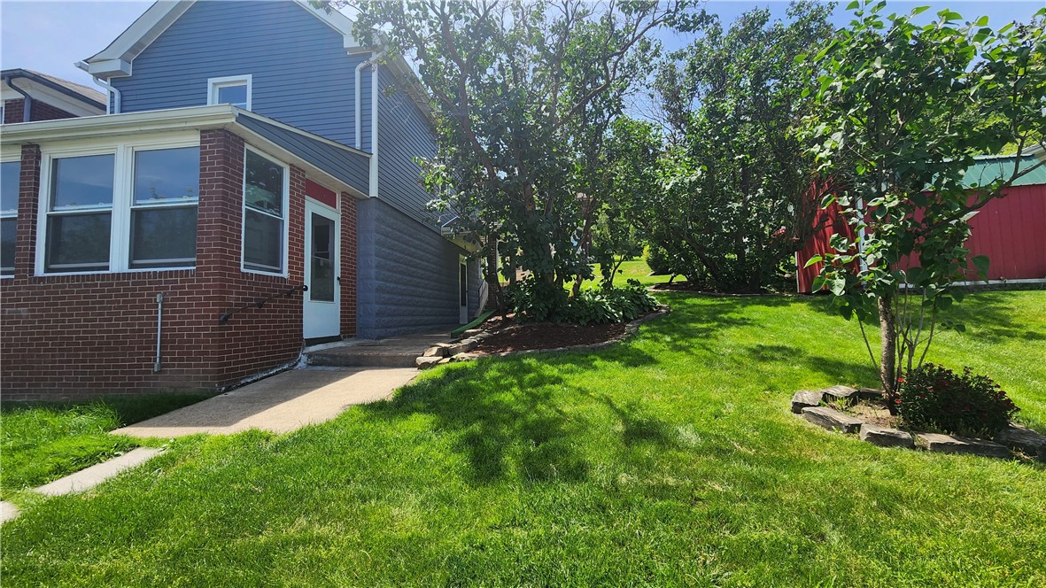 205 Lloyd Ave
