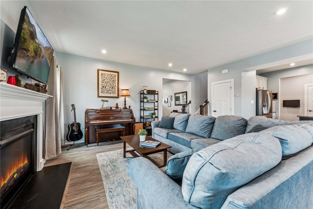 1057 Wedgewood Dr