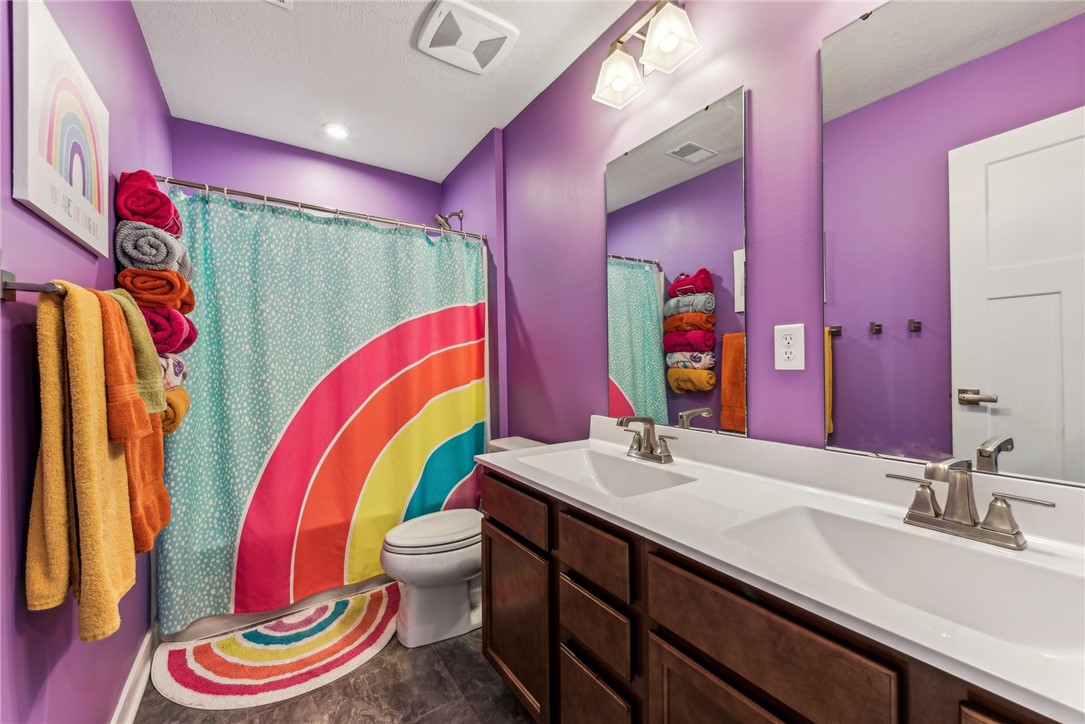 1057 Wedgewood Dr