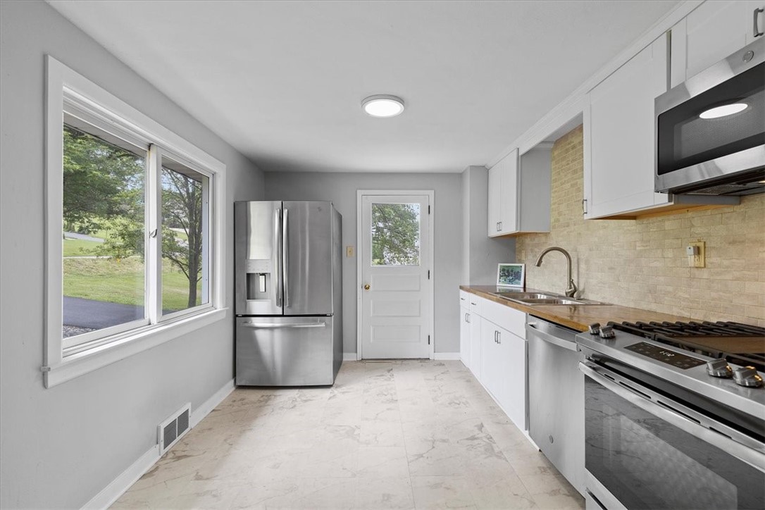 301 Mccombs Rd