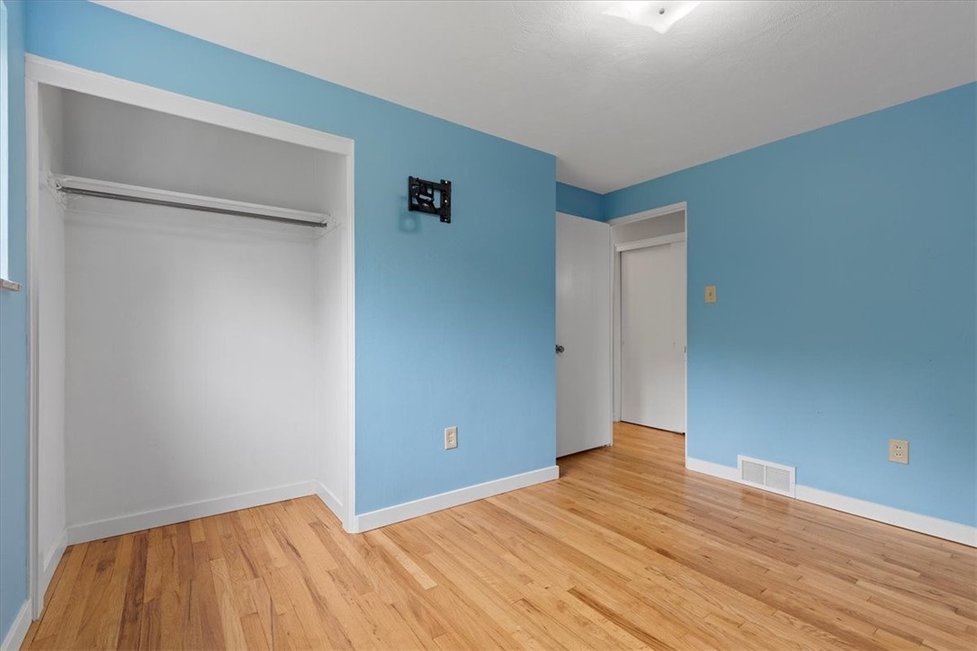 301 Mccombs Rd