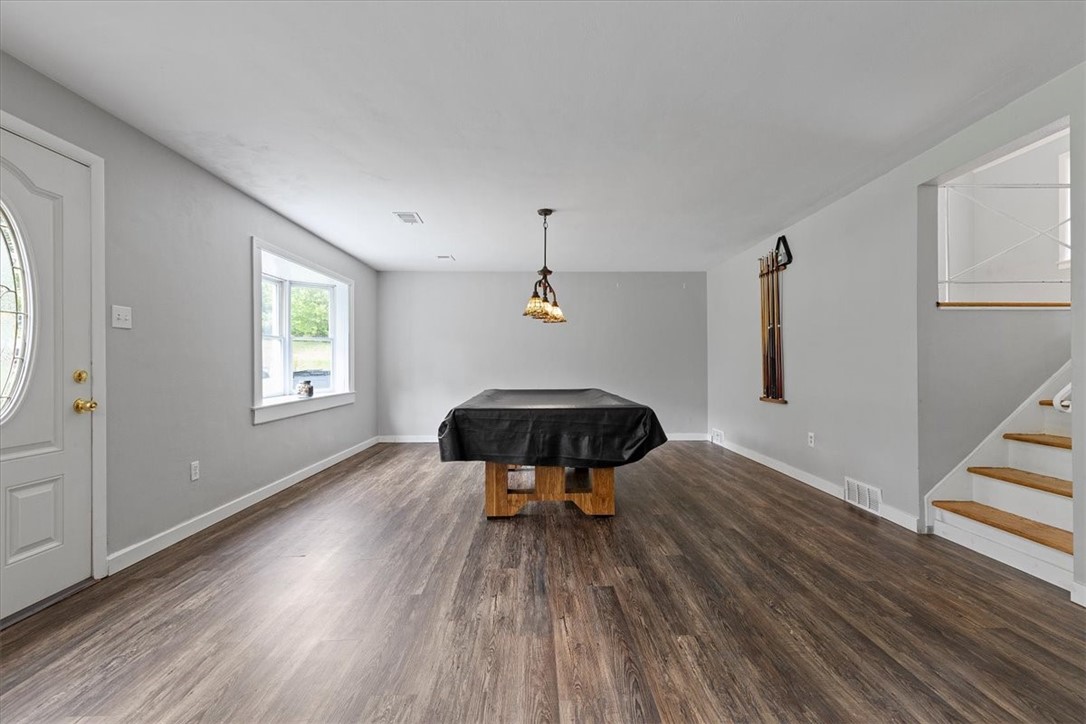 301 Mccombs Rd