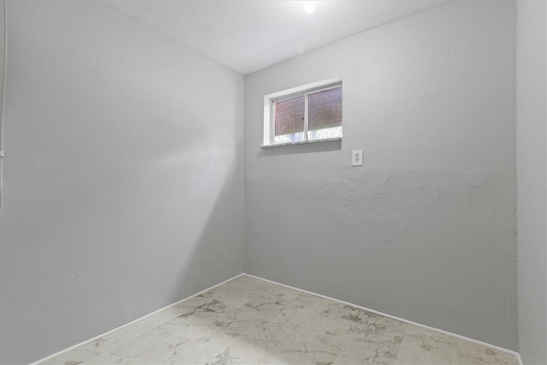 301 Mccombs Rd