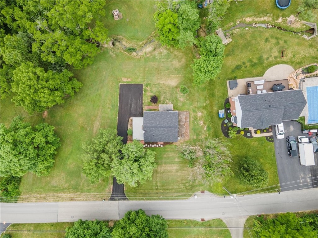 301 Mccombs Rd