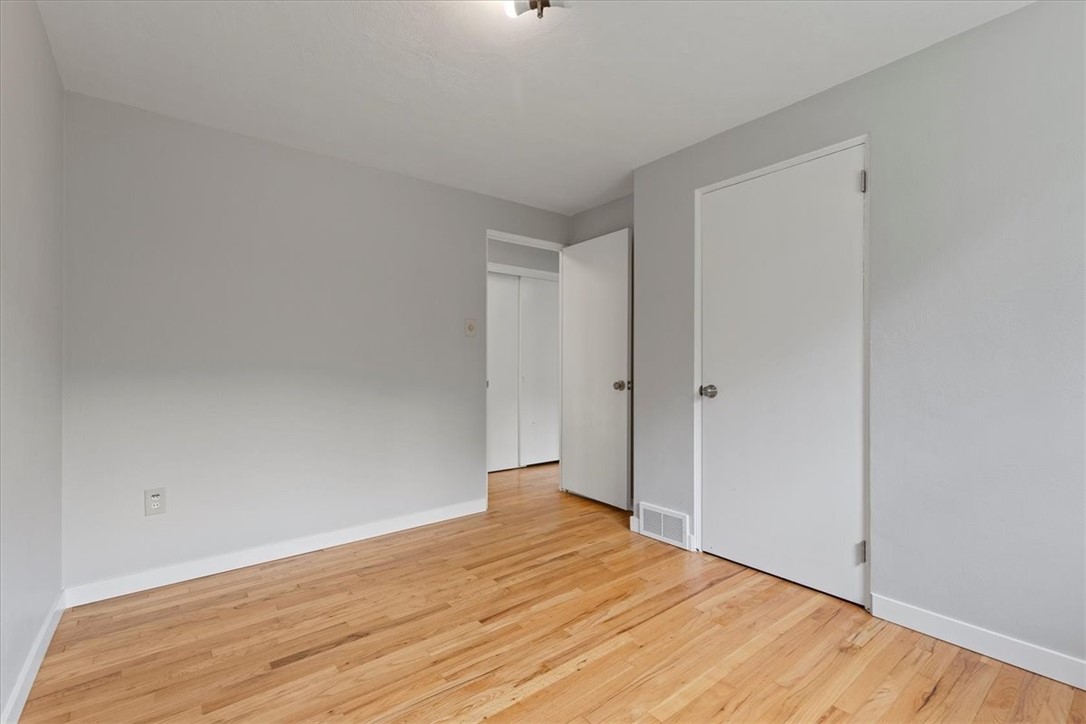 301 Mccombs Rd