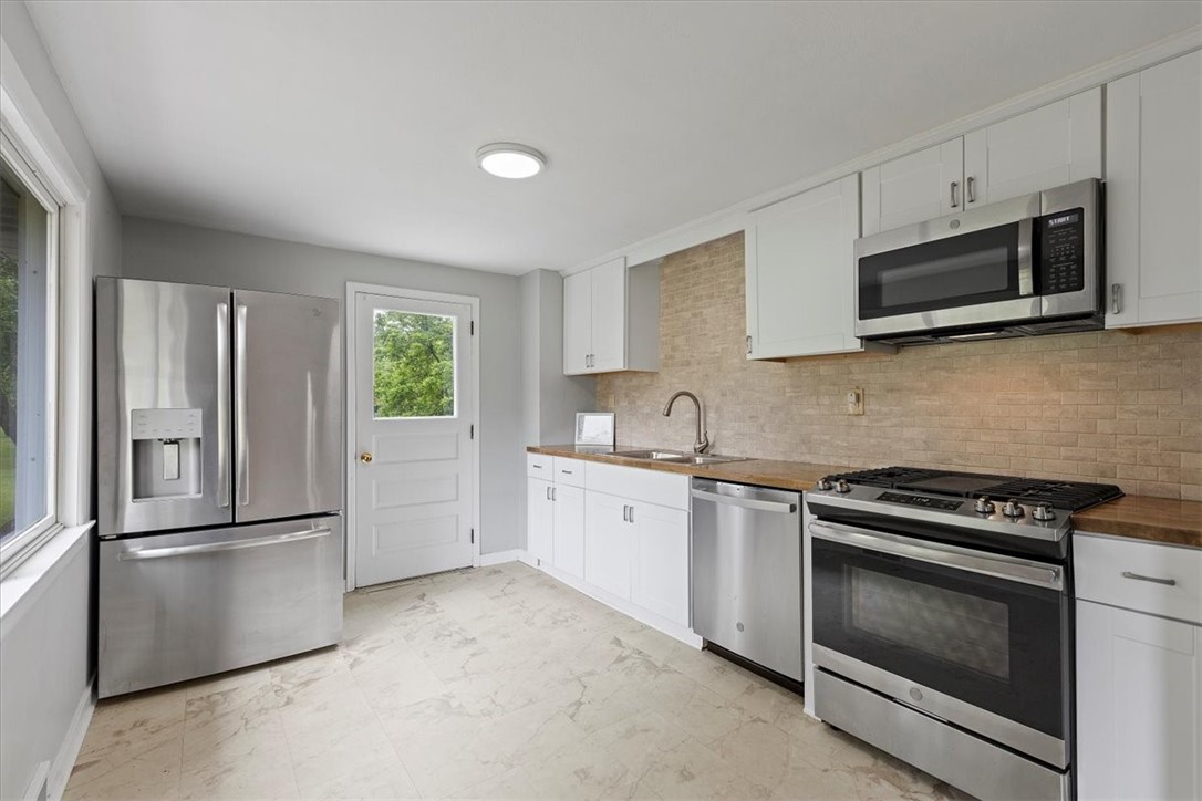 301 Mccombs Rd