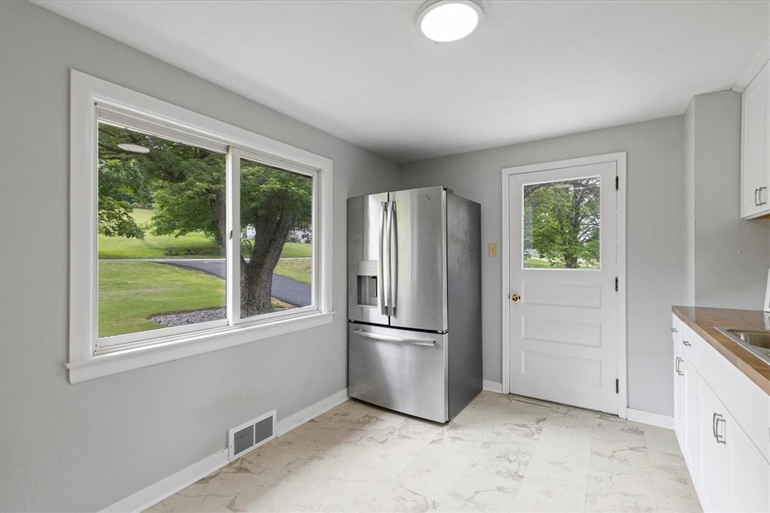301 Mccombs Rd