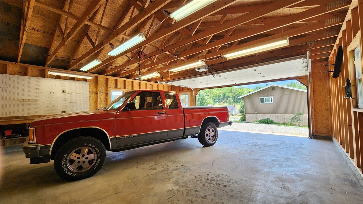 163 Broadlawn Dr
