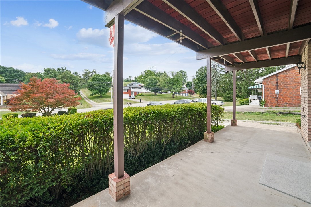 163 Broadlawn Dr