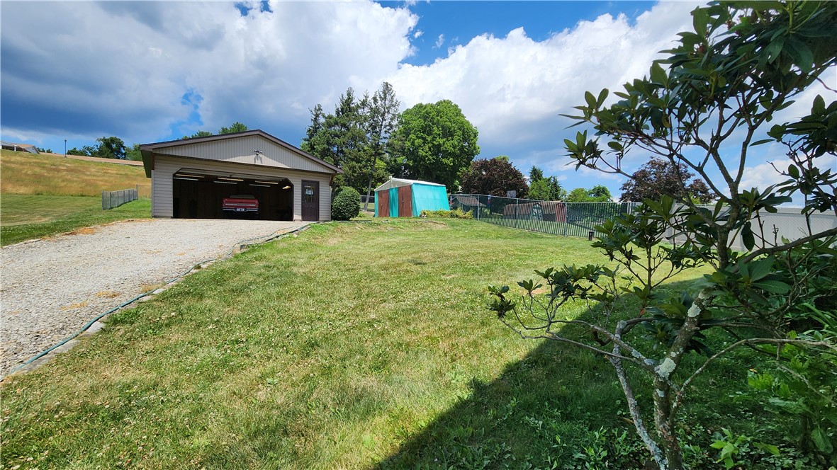 163 Broadlawn Dr