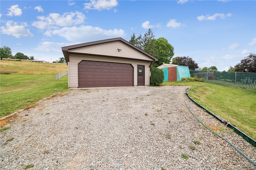 163 Broadlawn Dr