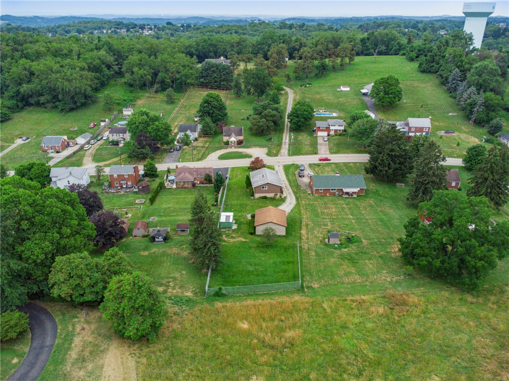 163 Broadlawn Dr