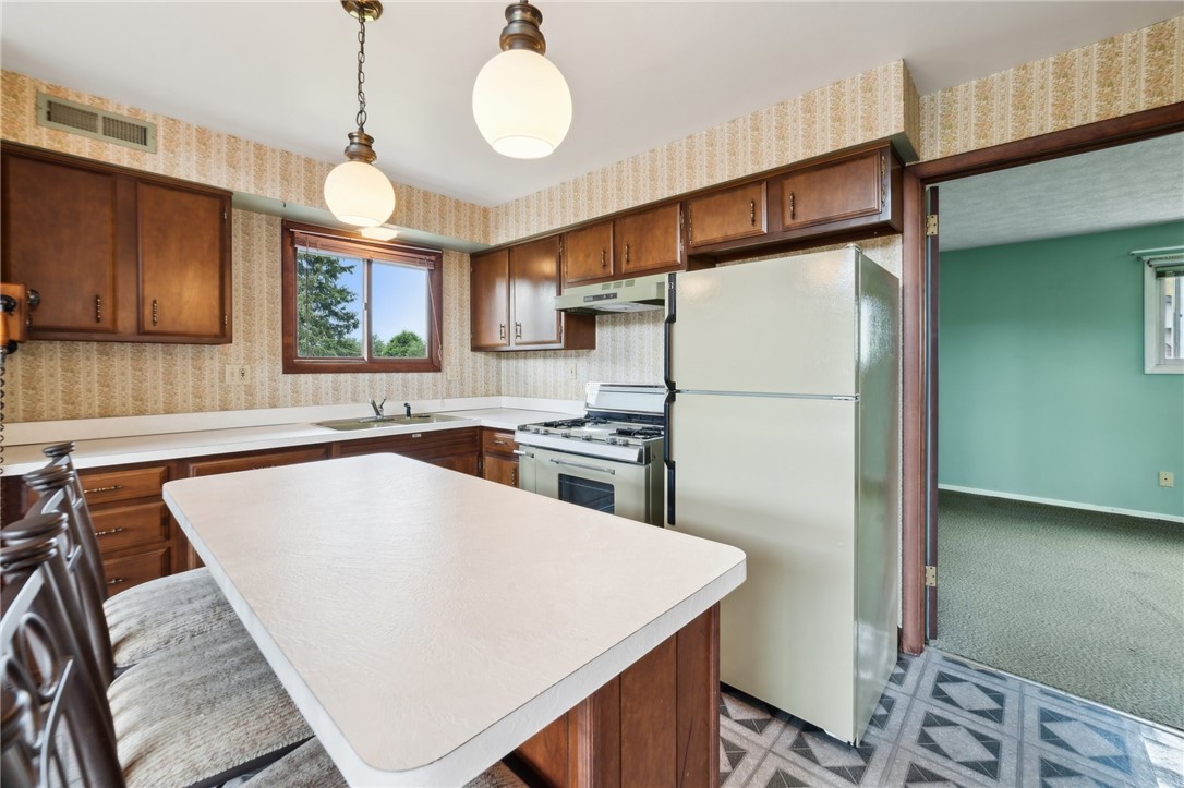 163 Broadlawn Dr