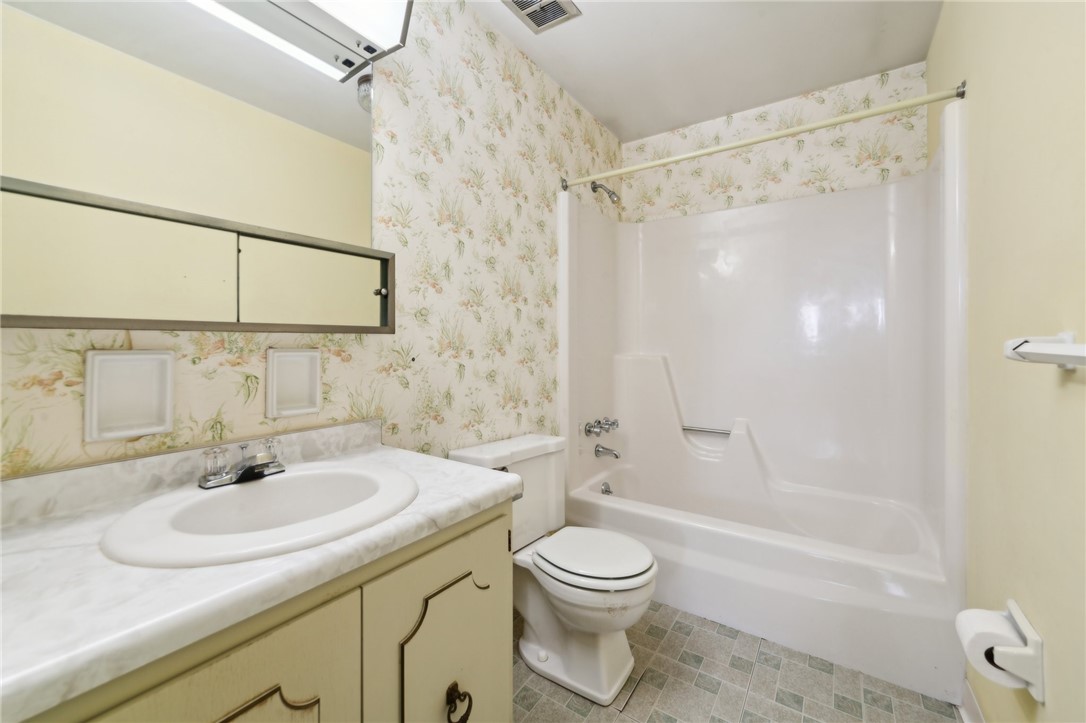 163 Broadlawn Dr