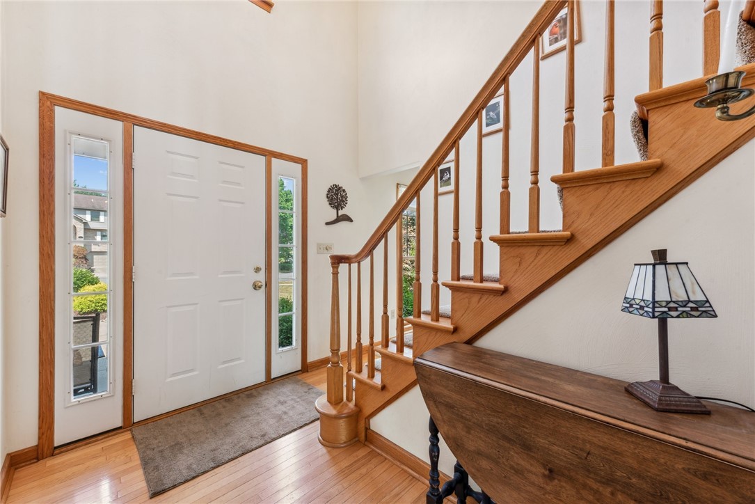 108 Stoney Creek Ln