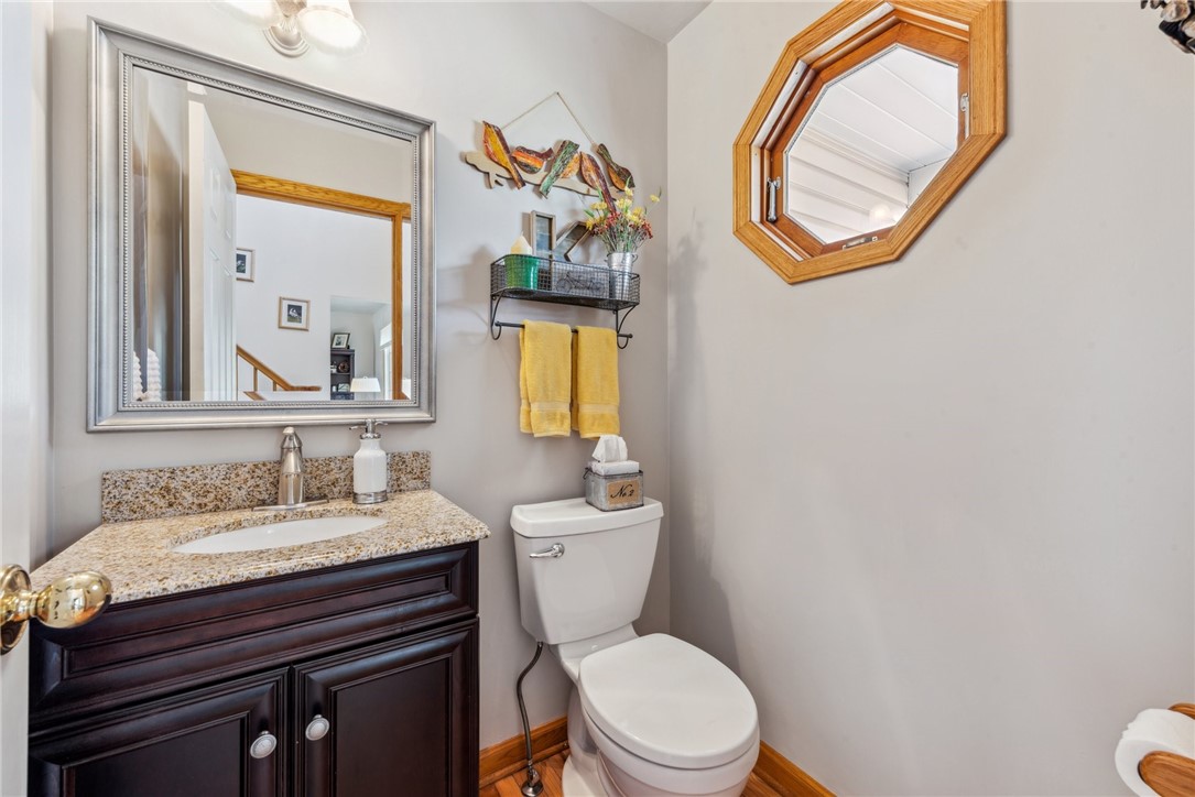 108 Stoney Creek Ln