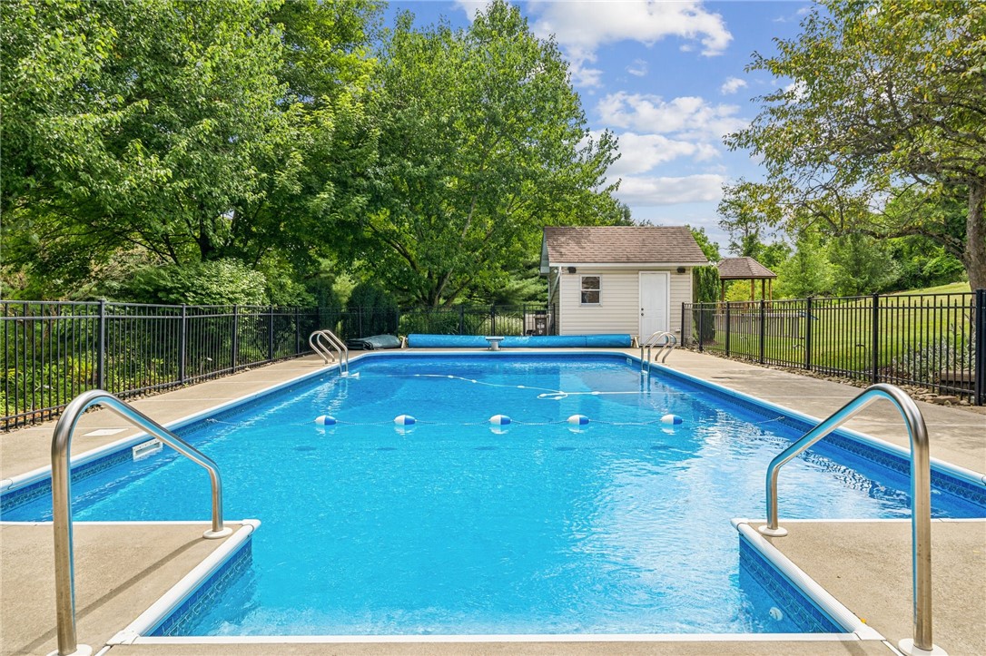 108 Stoney Creek Ln