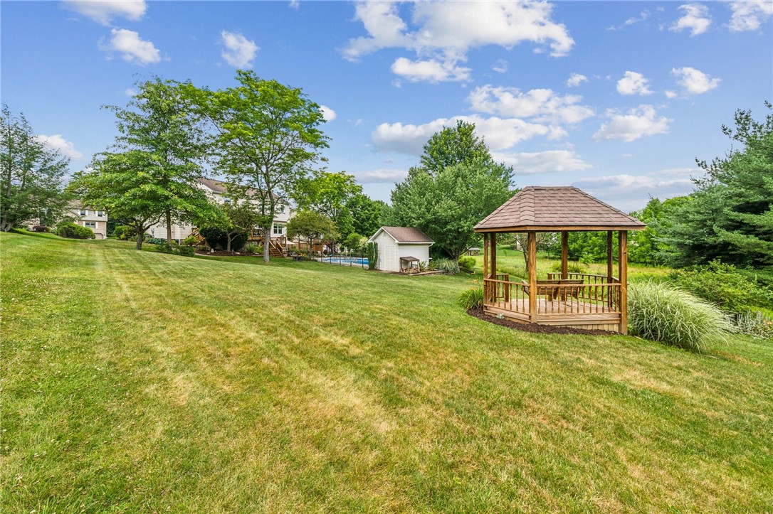 108 Stoney Creek Ln