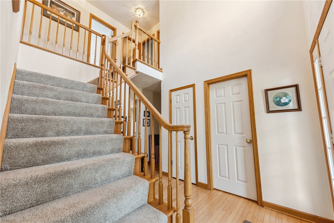 108 Stoney Creek Ln