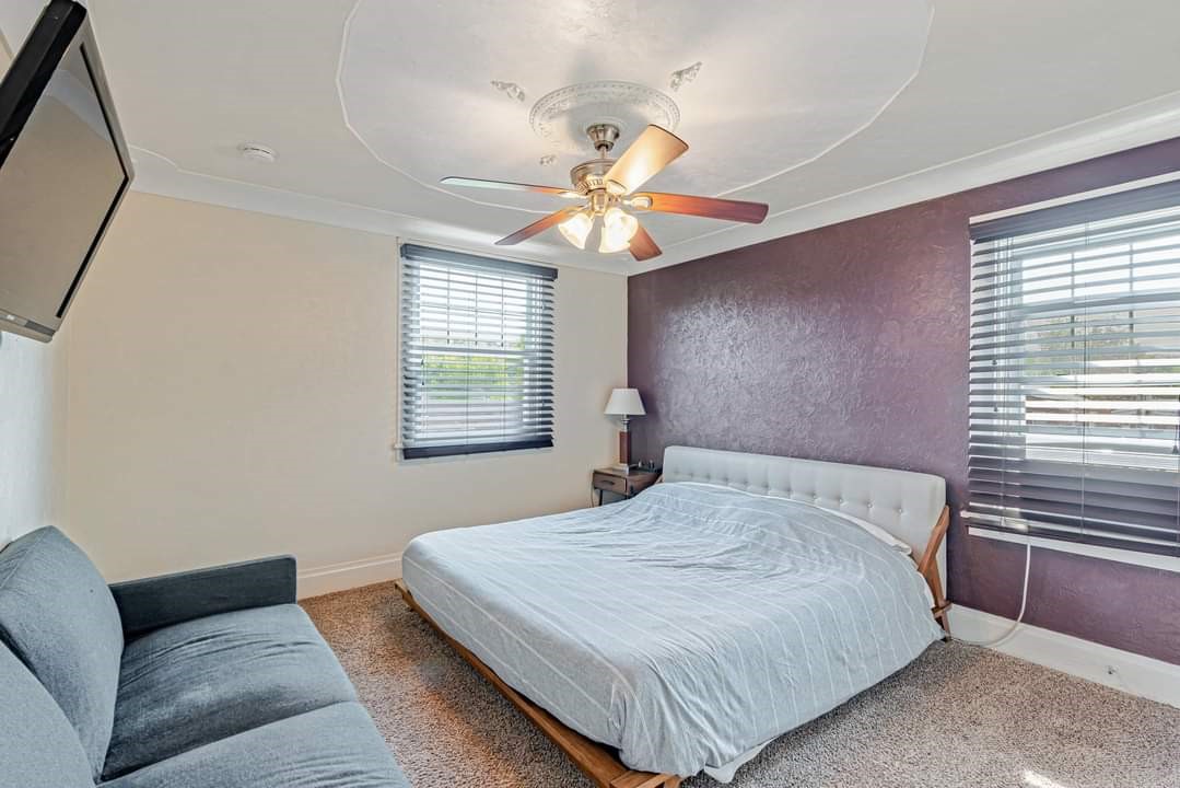 1134 Lincoln Way