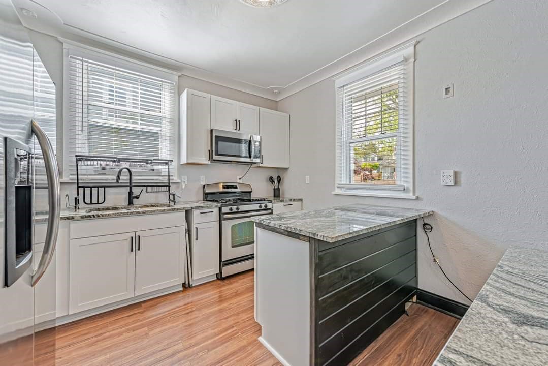 1134 Lincoln Way